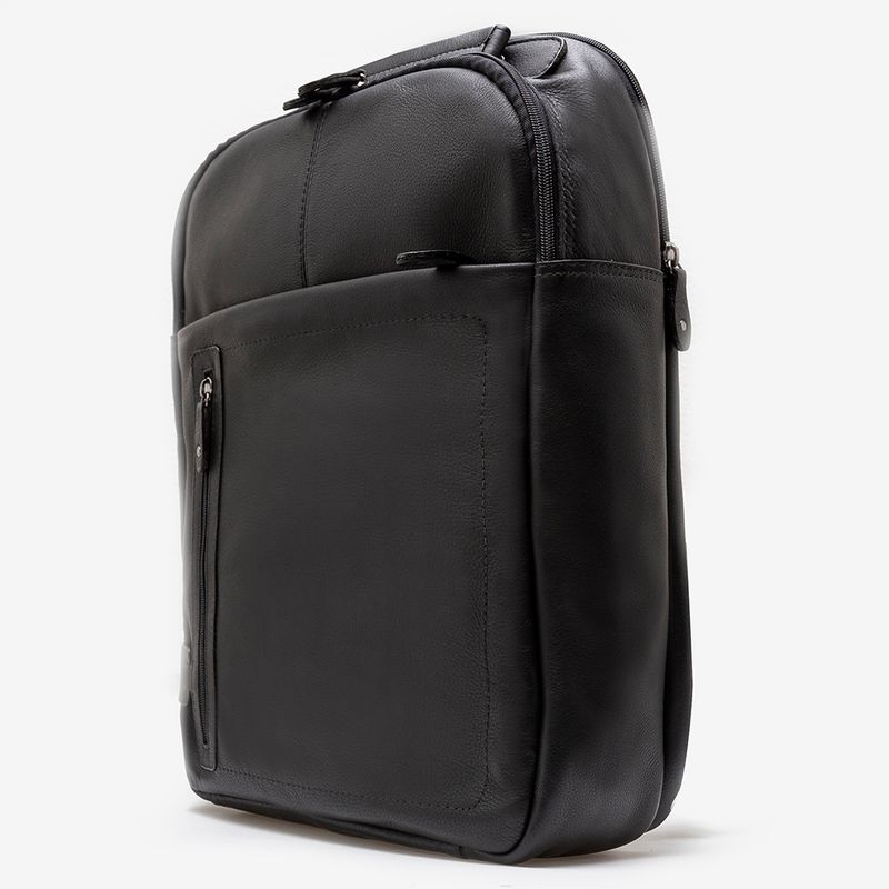 mochila-preta-democrata-2
