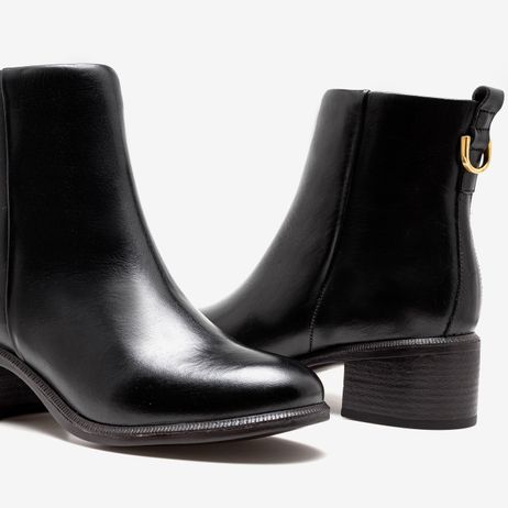 Bota Feminina Ava Preto