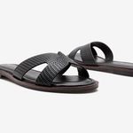 Rasteira-Feminina-Couro-Lunna-Preto-Preto-33