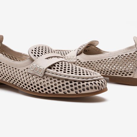 Mocassim Feminino Flora Couro Off White
