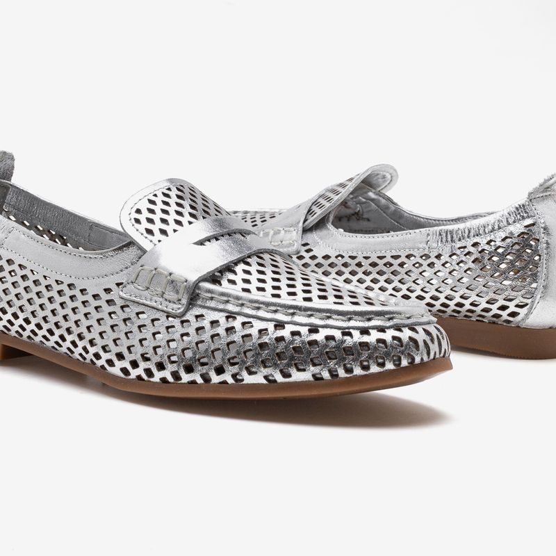Mocassim-Feminino-Flora-Couro-Prata-Prata-33